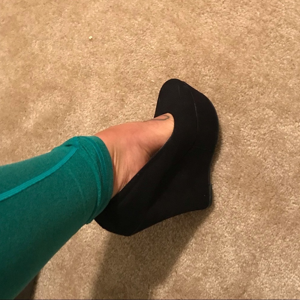 Wedge heels